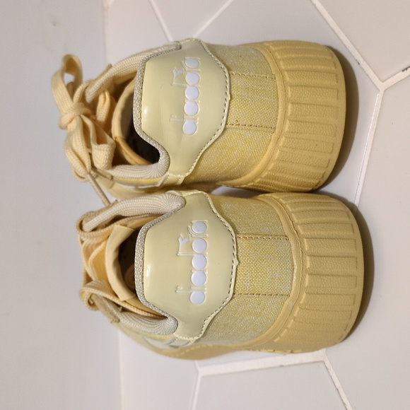 NWOB Diadora yellow Game Step platform sneaker - size 6.5 - Picture 5 of 7